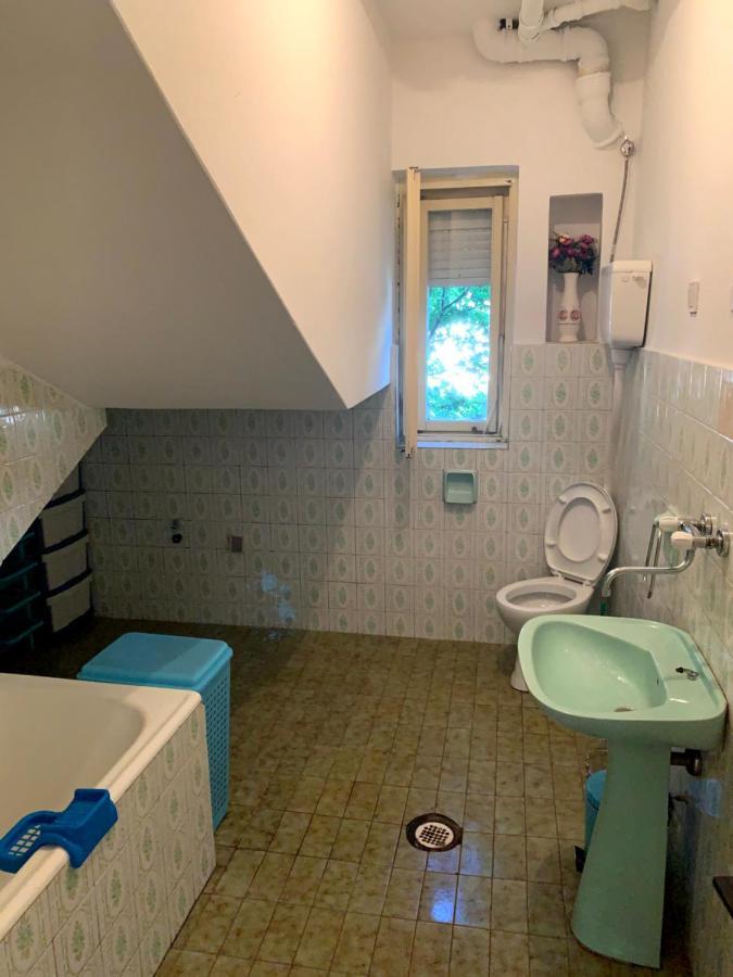 Hostel Holiday Cetinje Extérieur photo